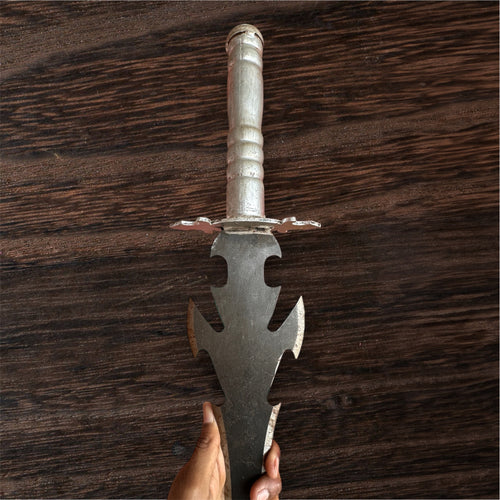Ashok Samrat  🫅 sword ￼